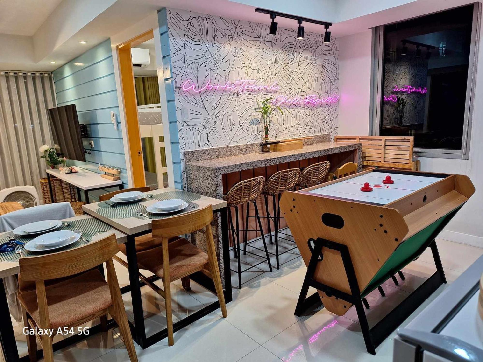 Manila Urban Resort At Azure Extérieur photo