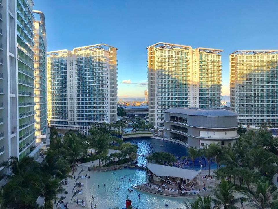 Manila Urban Resort At Azure Extérieur photo