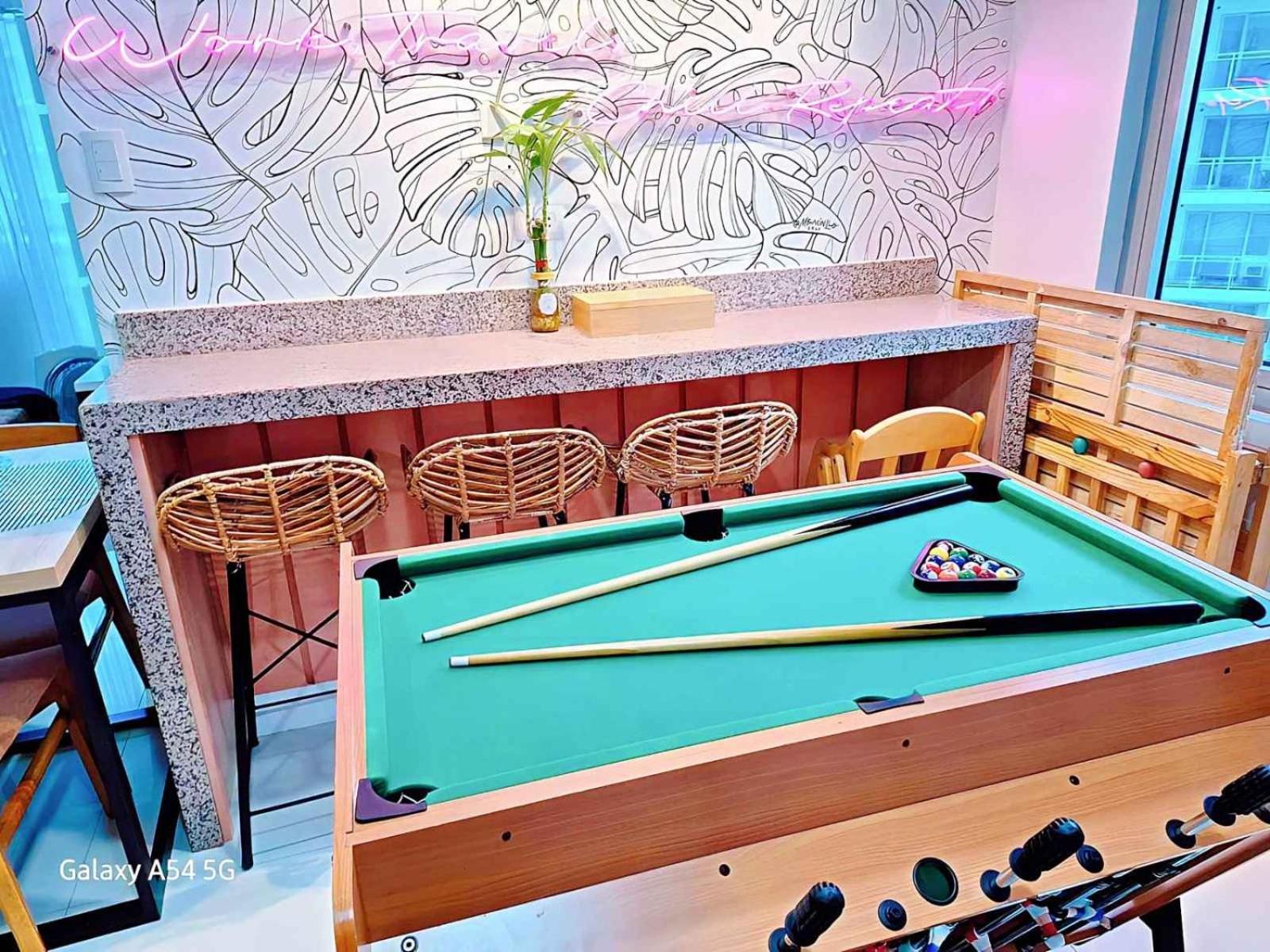 Manila Urban Resort At Azure Extérieur photo